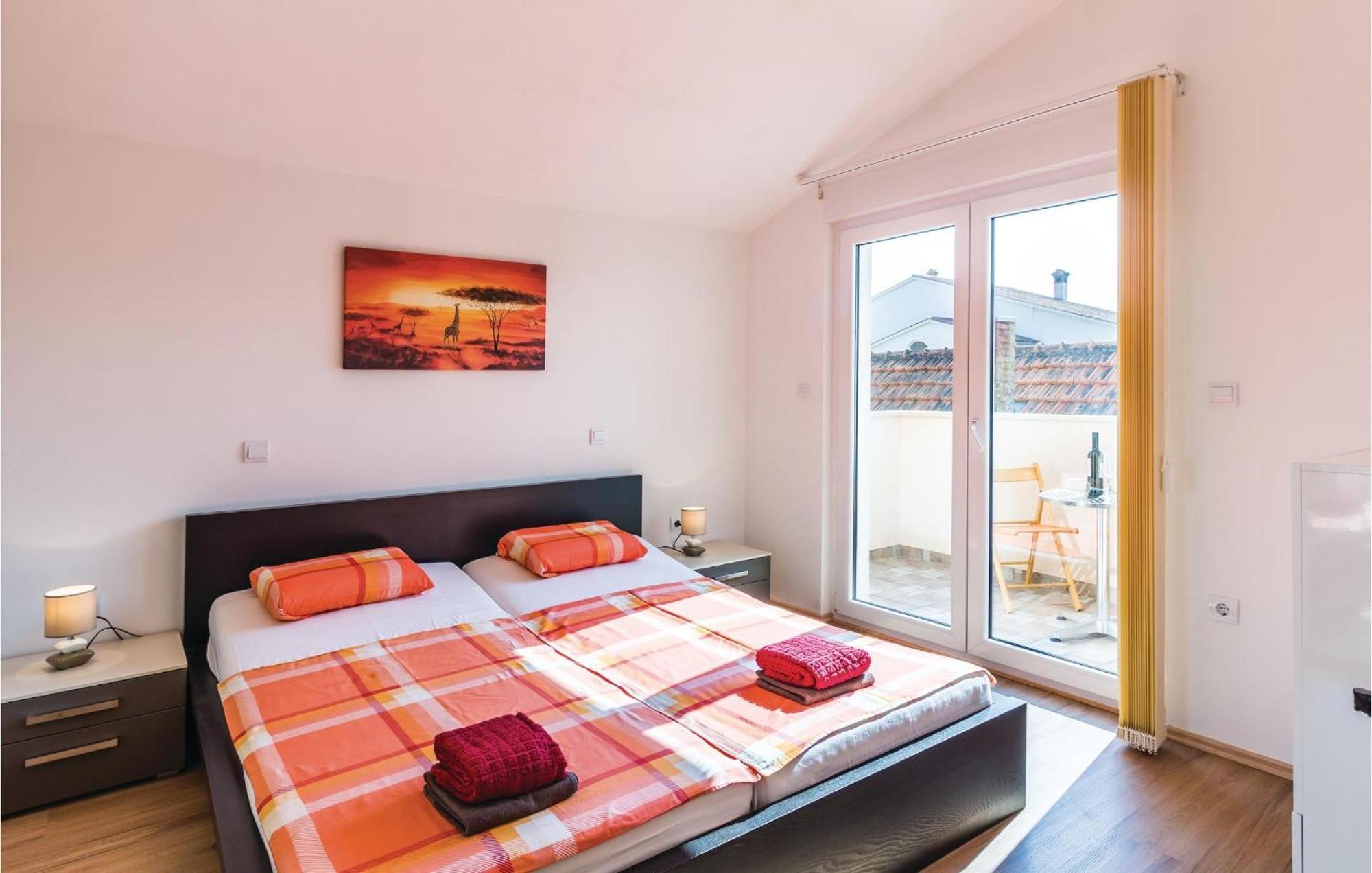 Stunning Apartment In Fazana With House Sea View Eksteriør billede